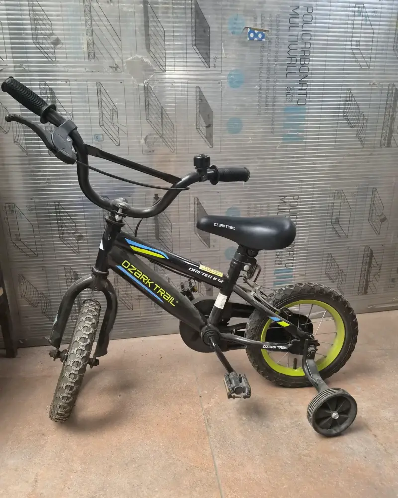 Bicicleta infantil Ozark Trail con ruedas de apoyo - 4