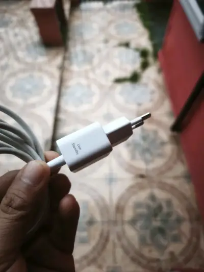 Cargador Samsung original con cable USB - miniatura 3
