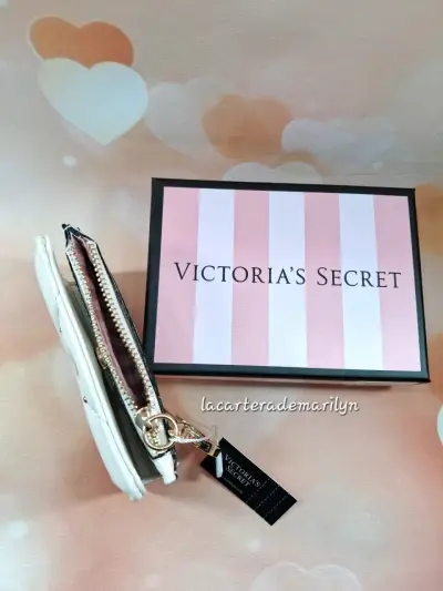 Tarjetero monedero crema Victoria's Secret - miniatura 5