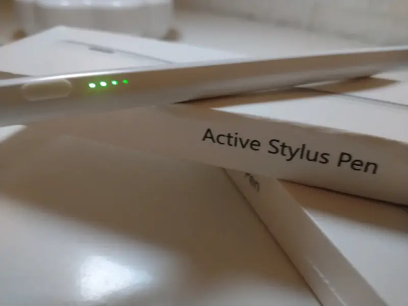 Lápiz táctil para iPad con carga inalámbrica - 4