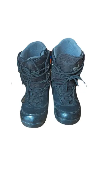 Botas de snowboard negras en buen estado - miniatura 4