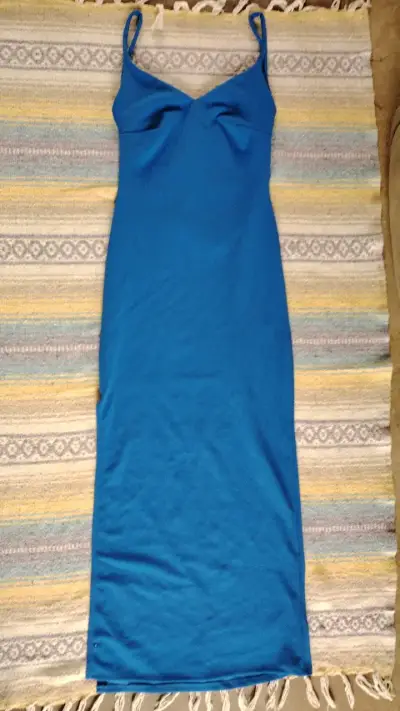 Vestido azul sin mangas elegante - miniatura 1
