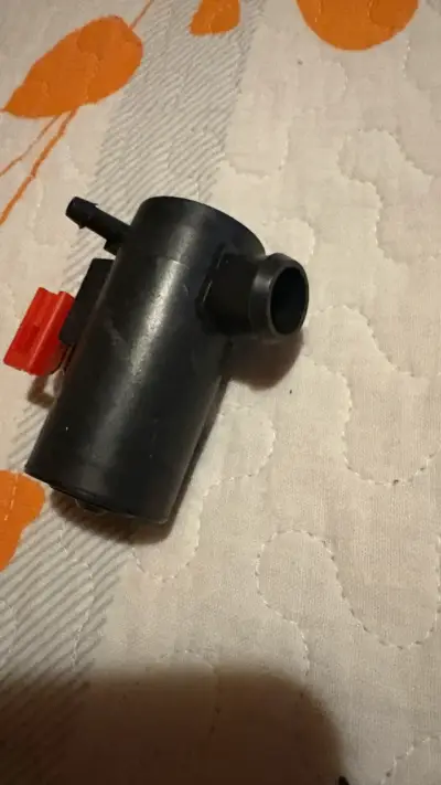 Bomba agua limpia parabrisas universal - miniatura 5
