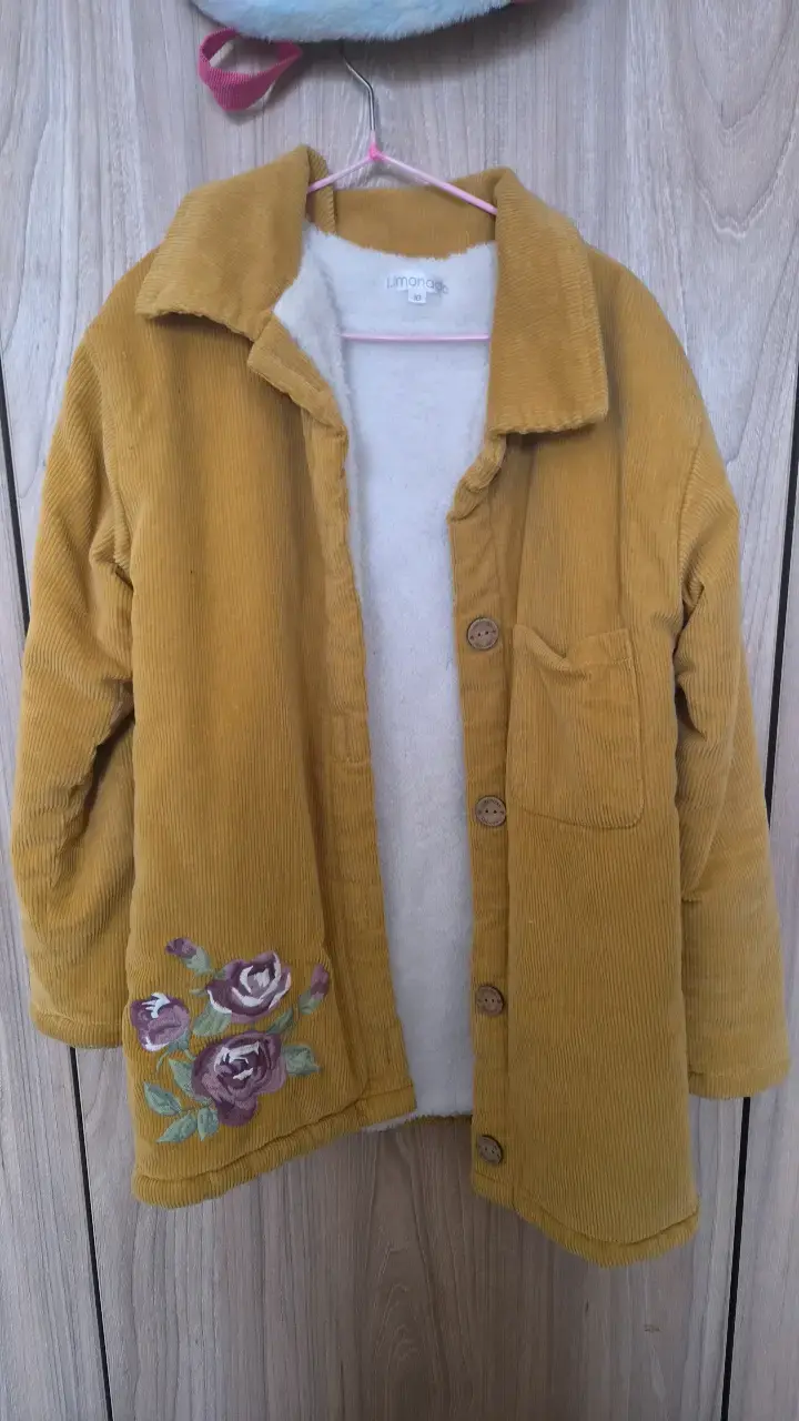 Chaqueta limonada con bordado floral - 1