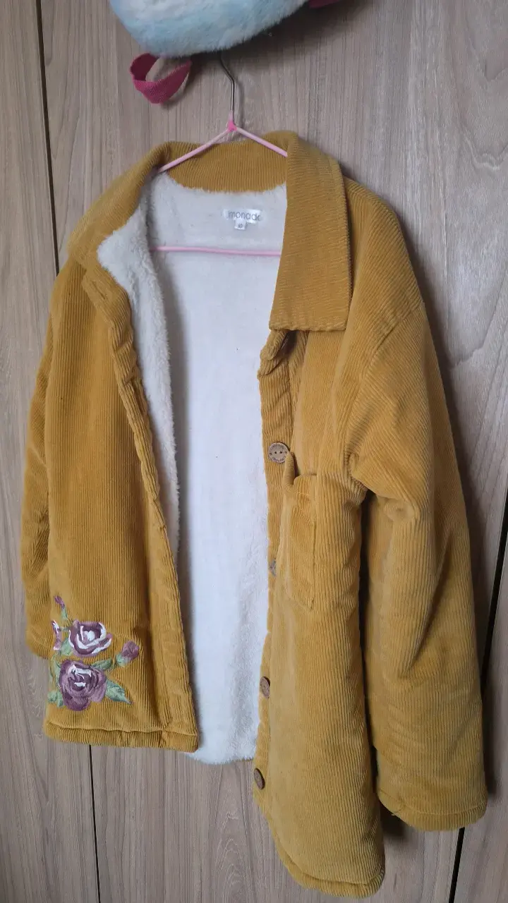 Chaqueta limonada con bordado floral - 4