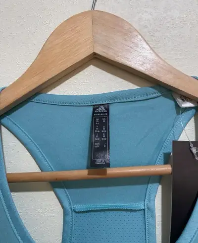 Polera deportiva Adidas para mujer - miniatura 2