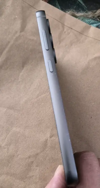 Samsung S23 FE en buen estado - miniatura 5