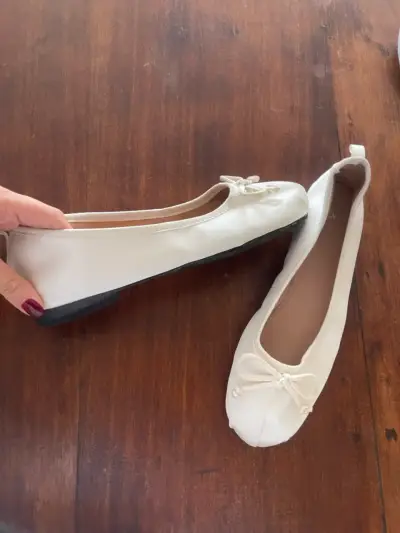 Bailarinas blancas de cuero Zara talla 36 - miniatura 4