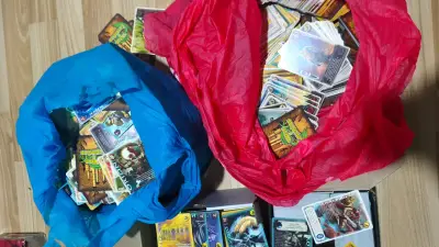 Lote de cartas coleccionables de juego - miniatura 1