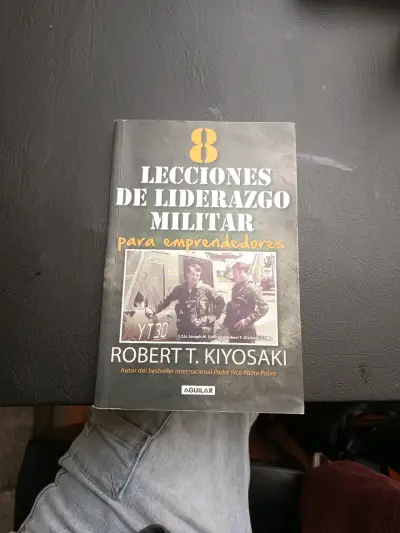 Libros seminuevos - miniatura 2