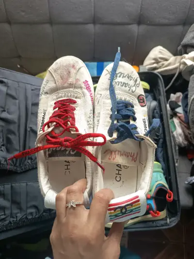 Zapatillas Chanel edición especial personalizadas - miniatura 1