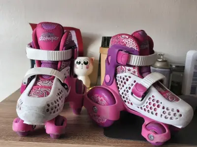 Patines ajustables infantiles rosados y morados - miniatura 2