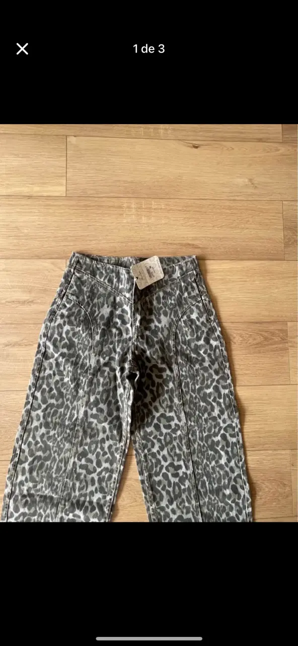 Pantalones de mezclilla estampado leopardo - 1