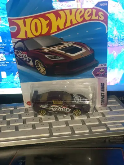 Hot Wheels Toyota GR86 CUP - miniatura 4