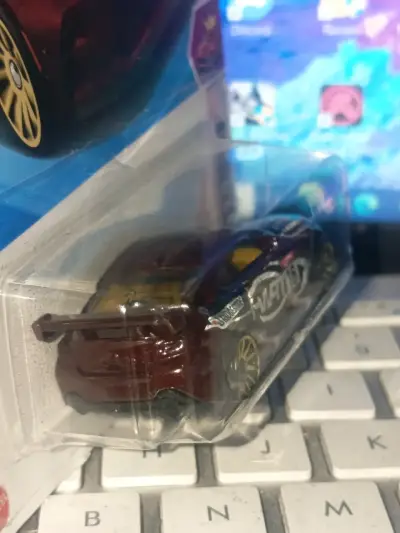 Hot Wheels Toyota GR86 CUP - miniatura 5