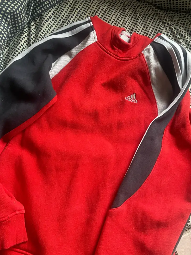 Polerón Adidas rojo talla S-M - 1