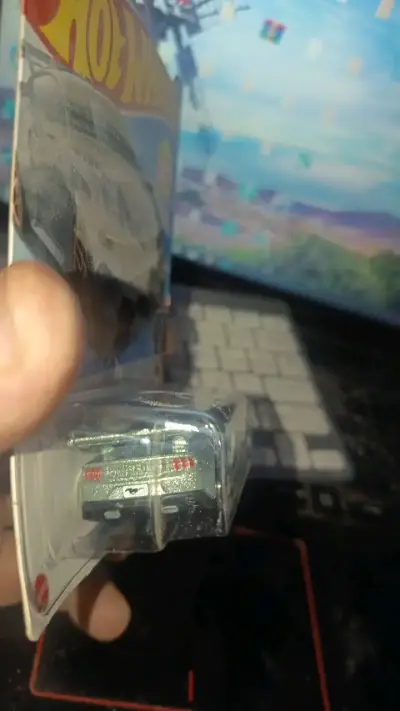 Hot Wheels Ford Mustang GTD 2025 - miniatura 4