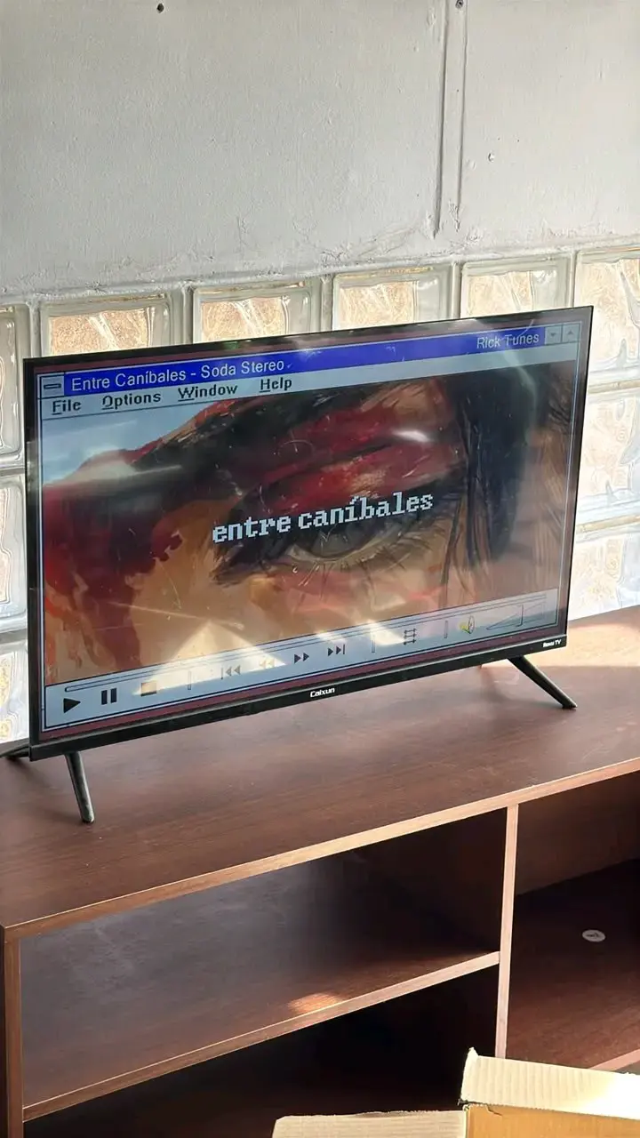 Televisor LED Caixun 32 pulgadas HD - 1
