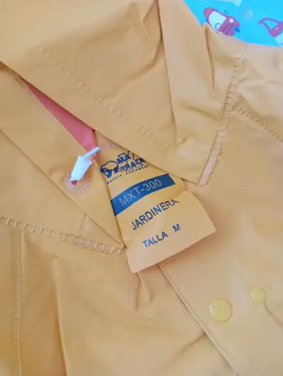 Conjunto impermeable amarillo para lluvia - miniatura 2
