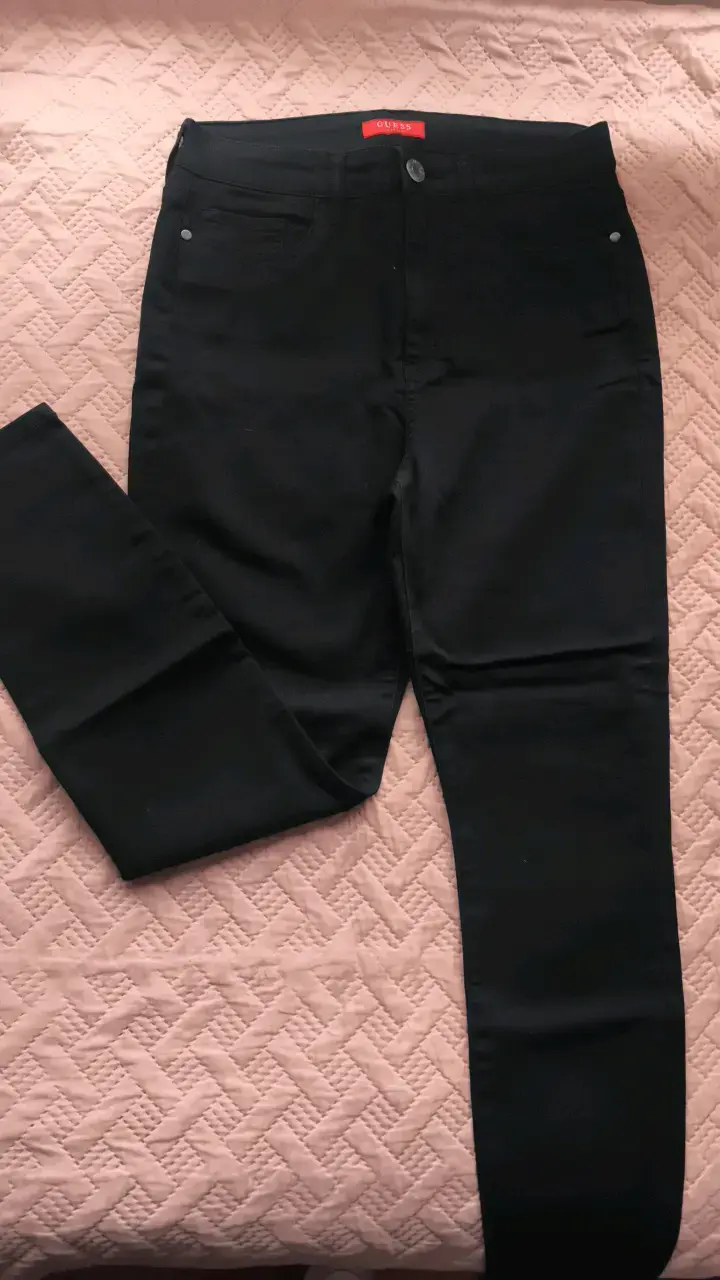 Jeans negros Guess para mujer - 1