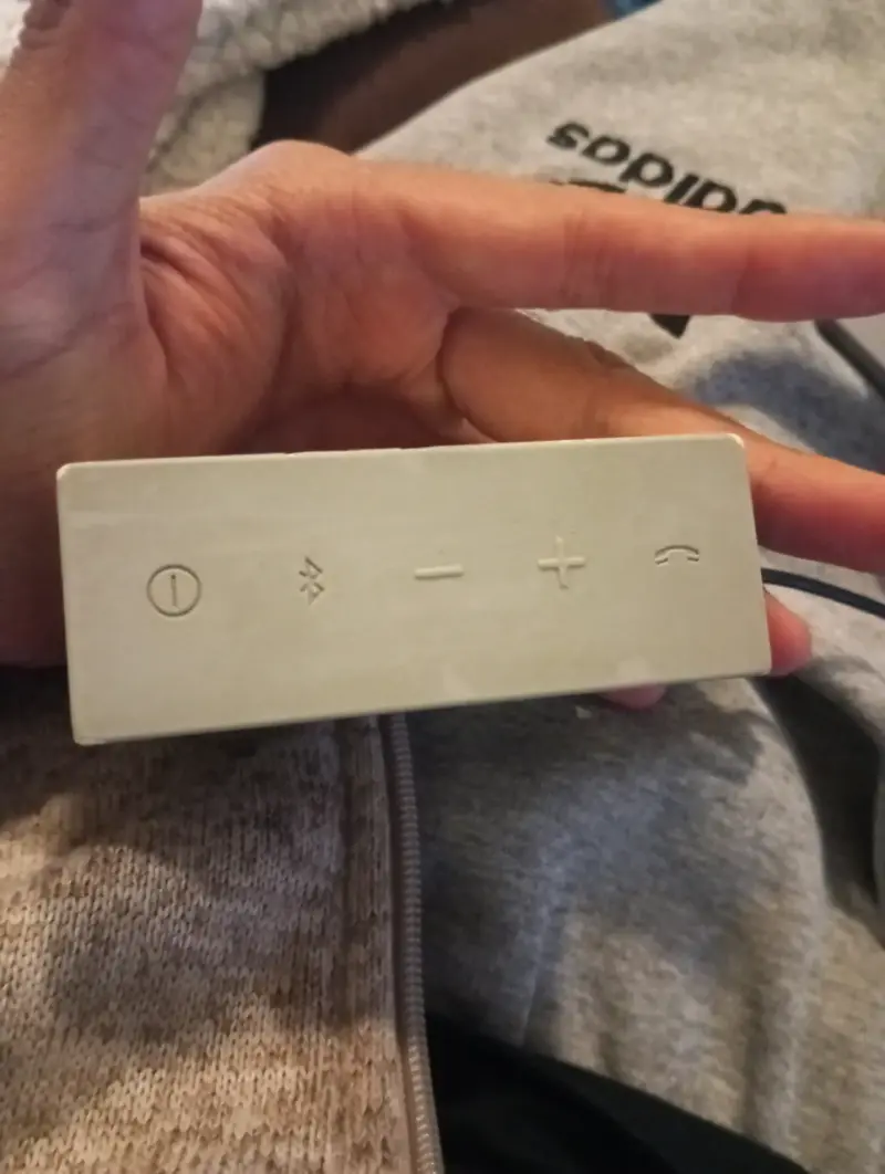 Parlante portátil JBL con Bluetooth (detalle) - 3