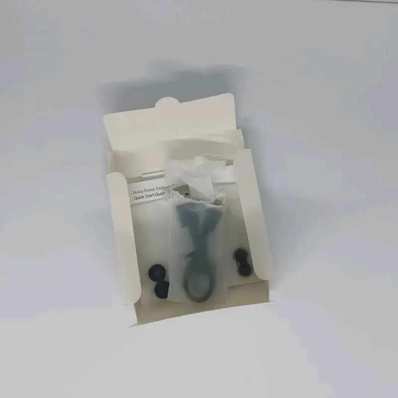 Auriculares inalámbricos Nokia con estuche - 2