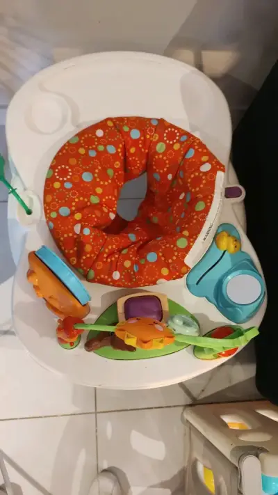 Asiento de actividades para bebé Fisher-Price - miniatura 4