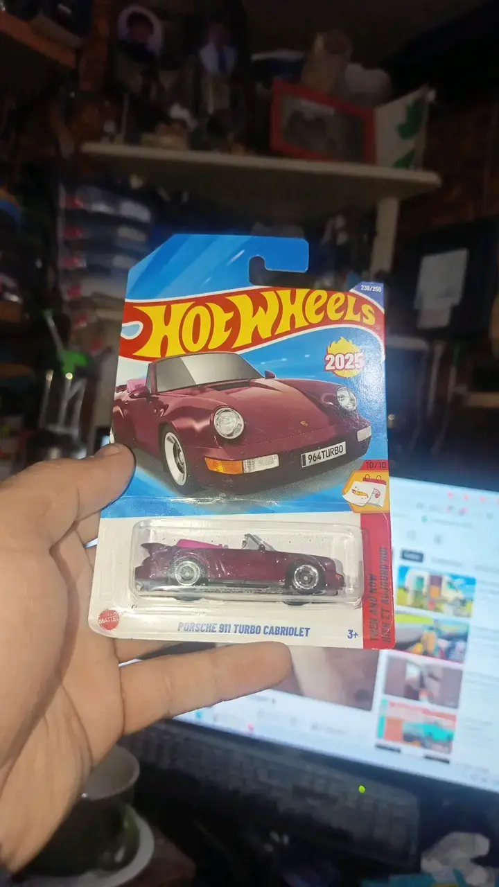Hot Wheels Porsche 911 Turbo Cabriolet 2022 - 1
