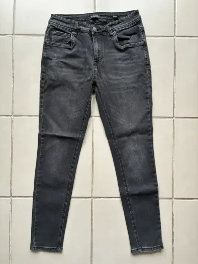 JEANS HOMBRE TALLA 40 - miniatura 3