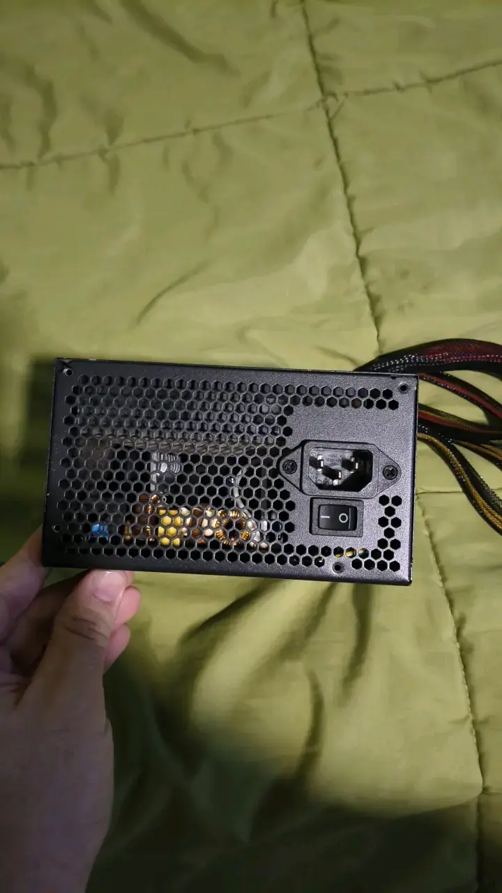 Fuente de poder Game Pro ATX-500W 80 Plus Bronze - 3