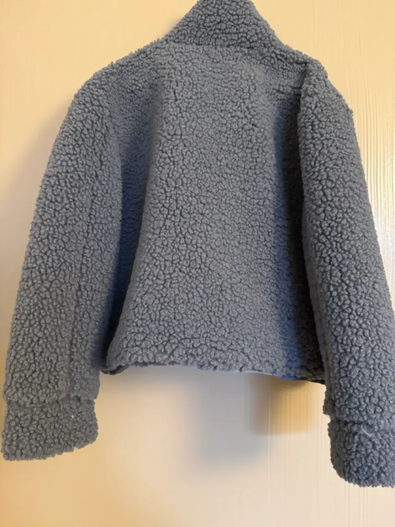 Chaqueta gris con cierre talla 8 - 3