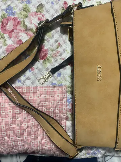 Bolso cruzado beige de cuero Sorelle - miniatura 5
