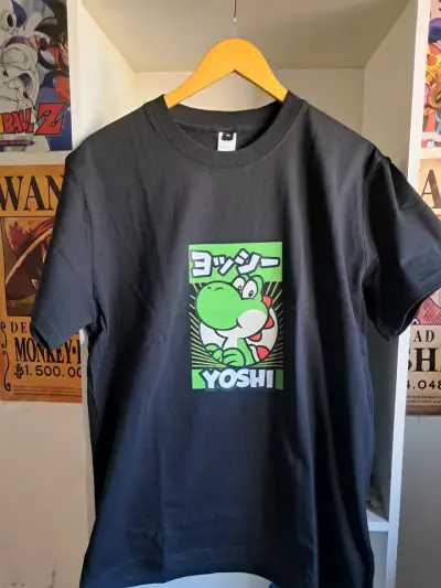 Polera negra nueva Yoshi - miniatura 1
