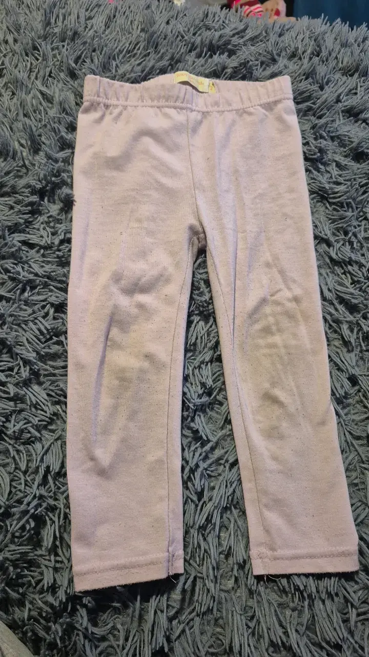 Pantalones de bebé color beige