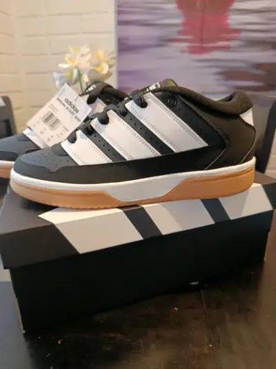 Zapatillas Adidas Breaknet negras y blancas - miniatura 1