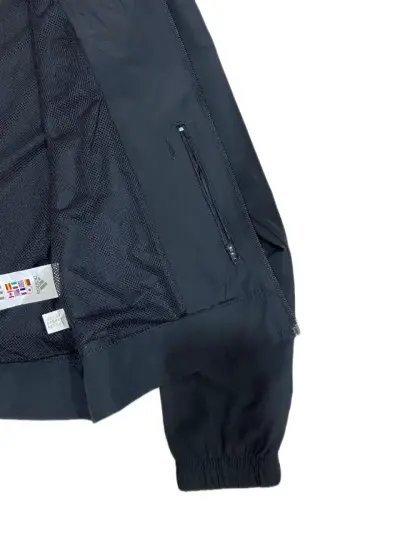 Chaqueta deportiva Adidas negra con franjas - miniatura 4