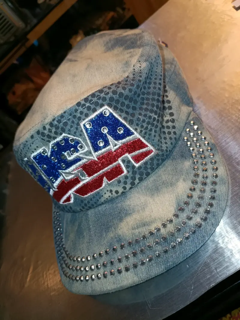 Gorra denim con diseño USA y brillantes - 2