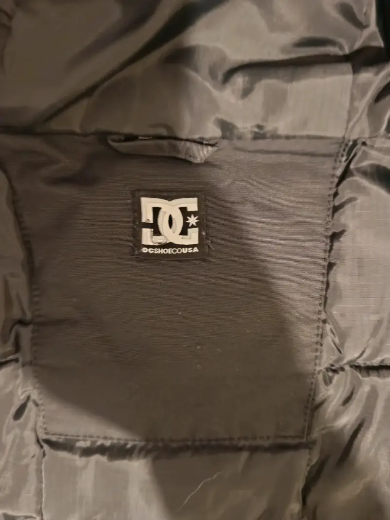 Parka DC negra con capucha para hombre - 5