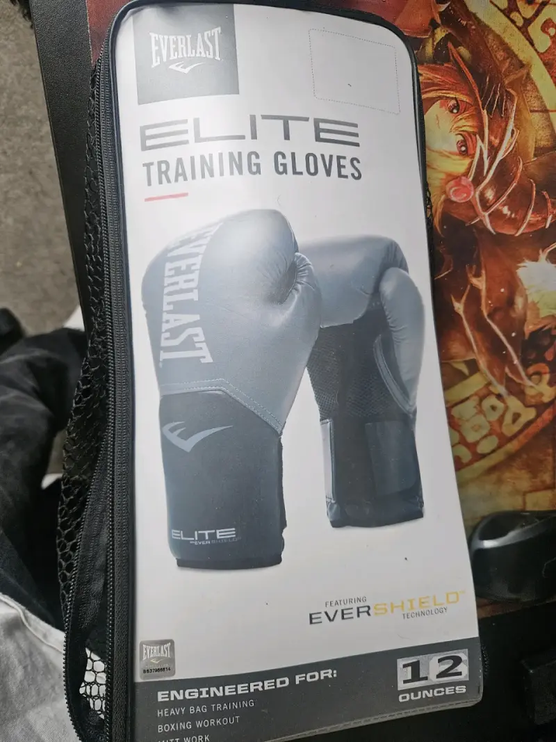 Guantes de boxeo gris con cierre ajustable - 3