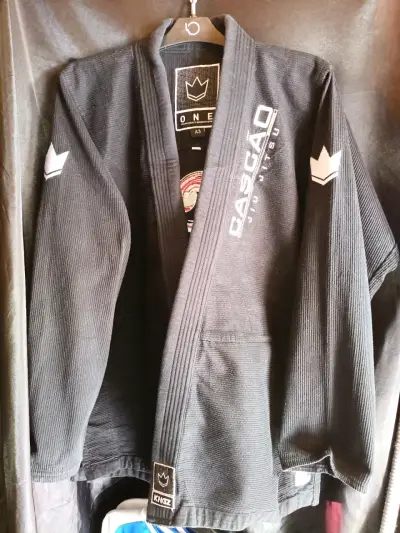 Kimono Jiu Jitsu the kingz negro A3 - miniatura 2