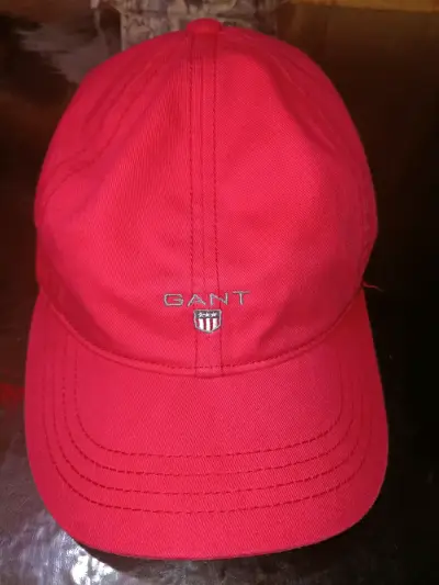 Gorra roja Gant de algodón - miniatura 1