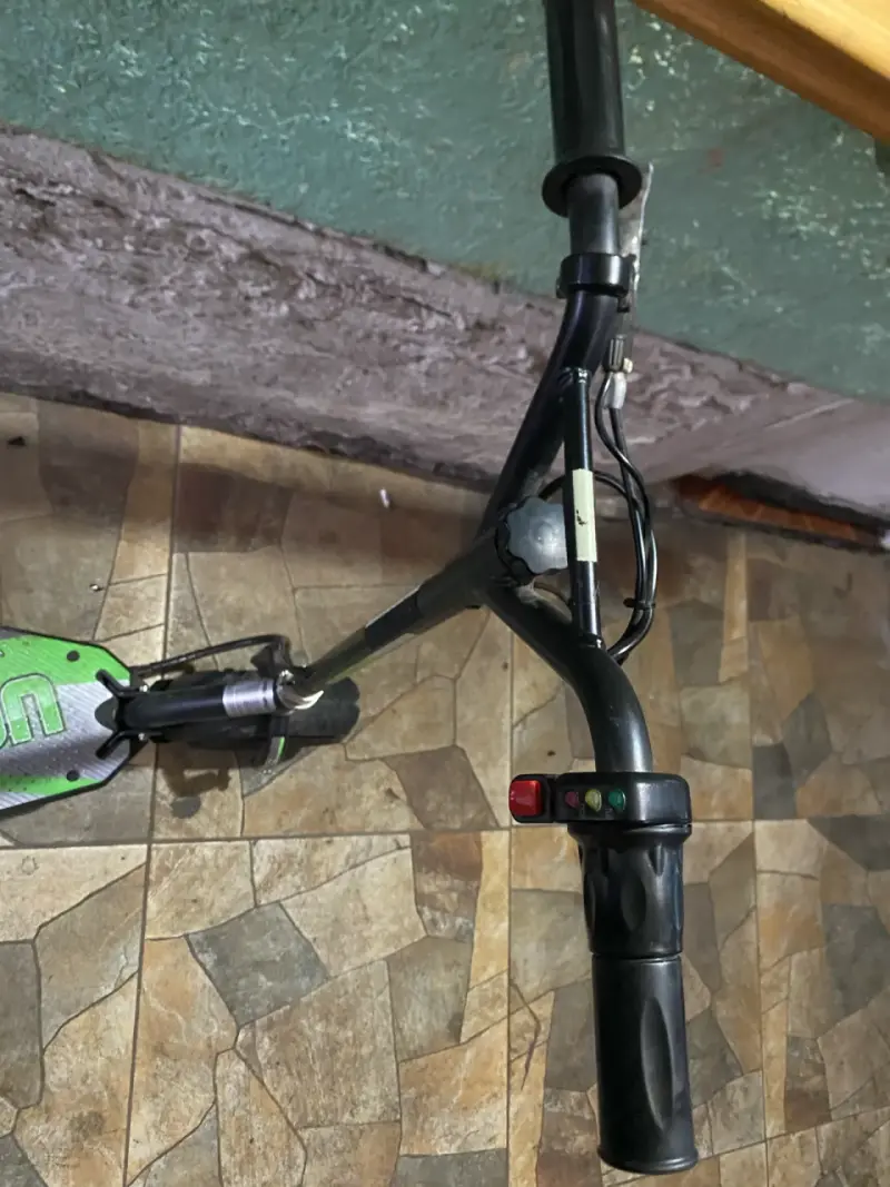 Scooter eléctrico Uber Scoot S300 verde - 3
