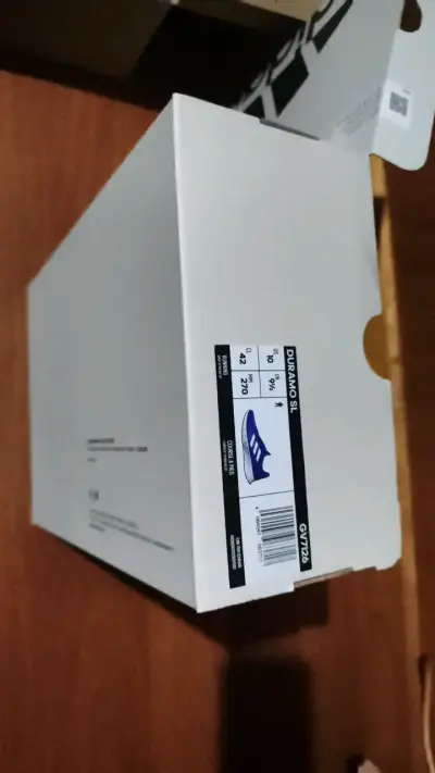 Zapatillas deportivas Adidas azules nuevas - miniatura 3