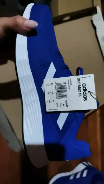 Zapatillas deportivas Adidas azules nuevas - miniatura 4