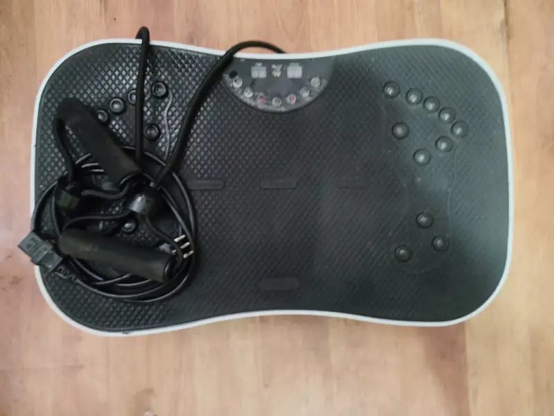 Plataforma vibratoria de ejercicio con control