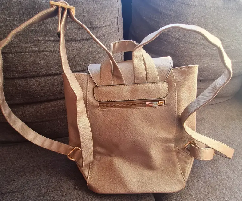 Mochila Amphora color beige elegante - 4
