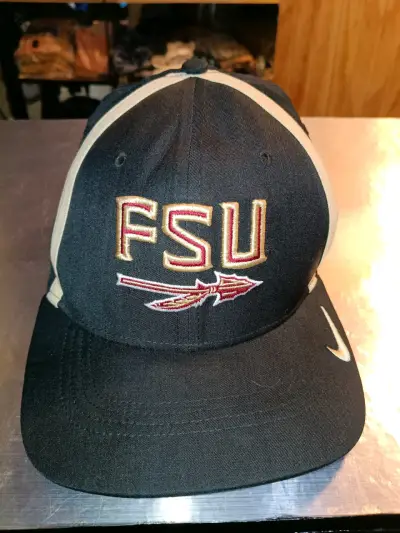 Gorra Nike FSU negra con logo bordado - miniatura 1
