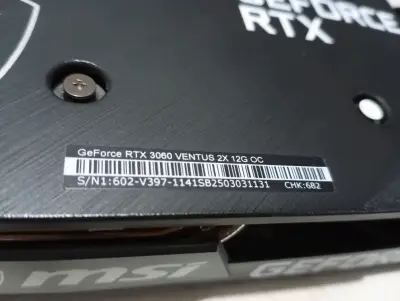 Tarjeta gráfica MSI GeForce RTX usada - miniatura 3