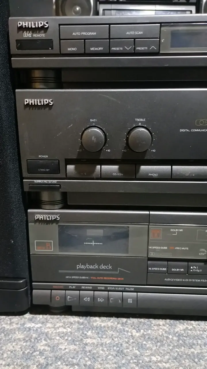 Equipo de sonido Philips con parlantes vintage - 2