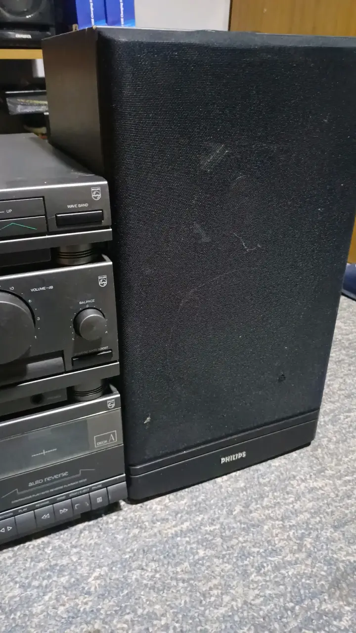 Equipo de sonido Philips con parlantes vintage - 3